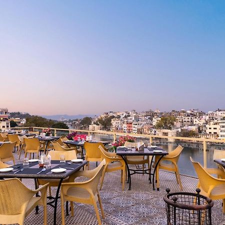 אודייפור Sarovar - Lake Facing Boutique Hotel On Lake Pichola מראה חיצוני תמונה