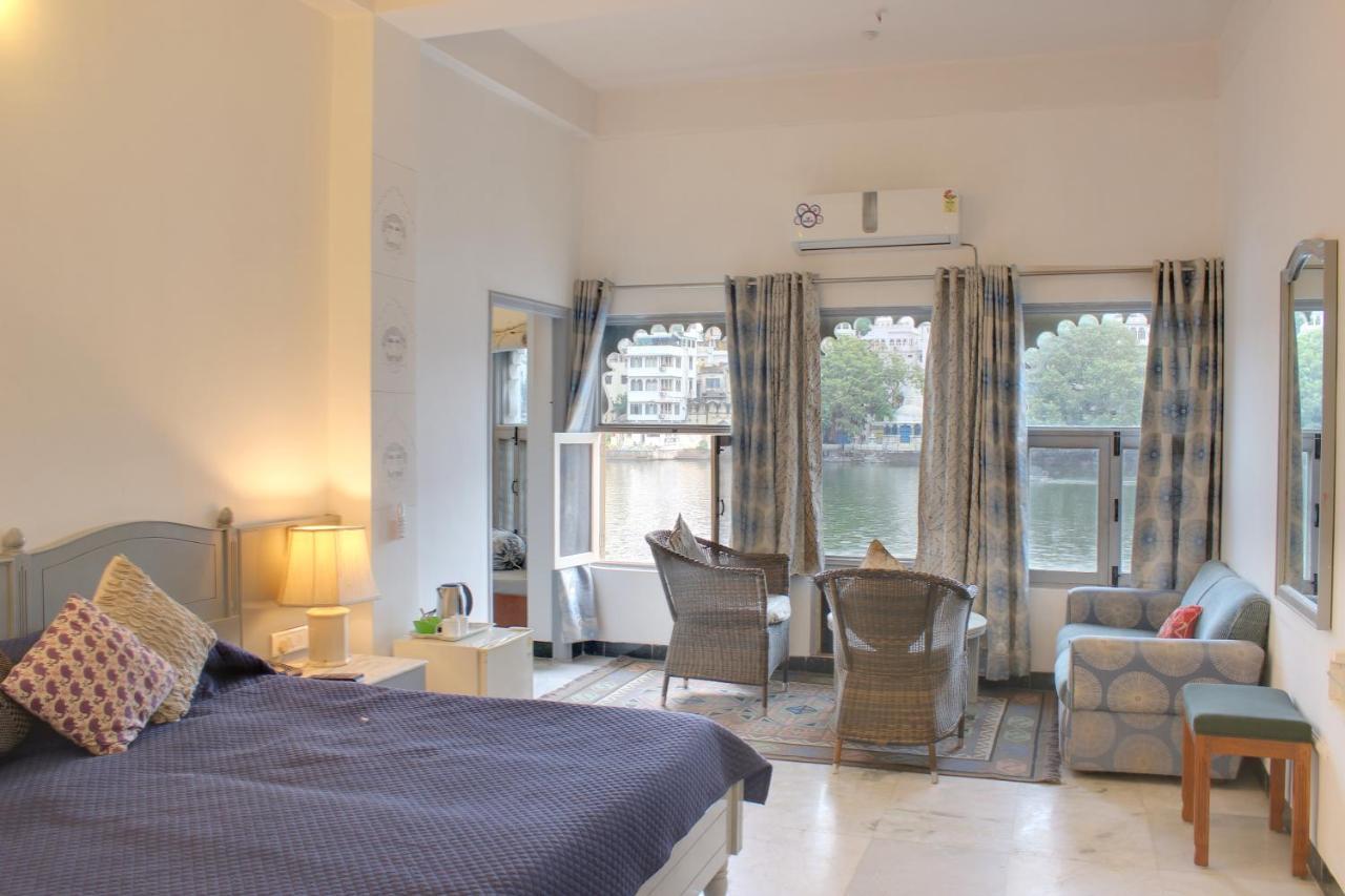 אודייפור Sarovar - Lake Facing Boutique Hotel On Lake Pichola מראה חיצוני תמונה