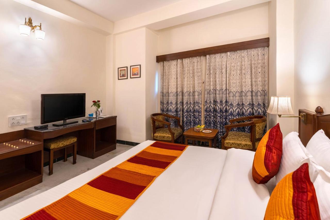 אודייפור Sarovar - Lake Facing Boutique Hotel On Lake Pichola מראה חיצוני תמונה