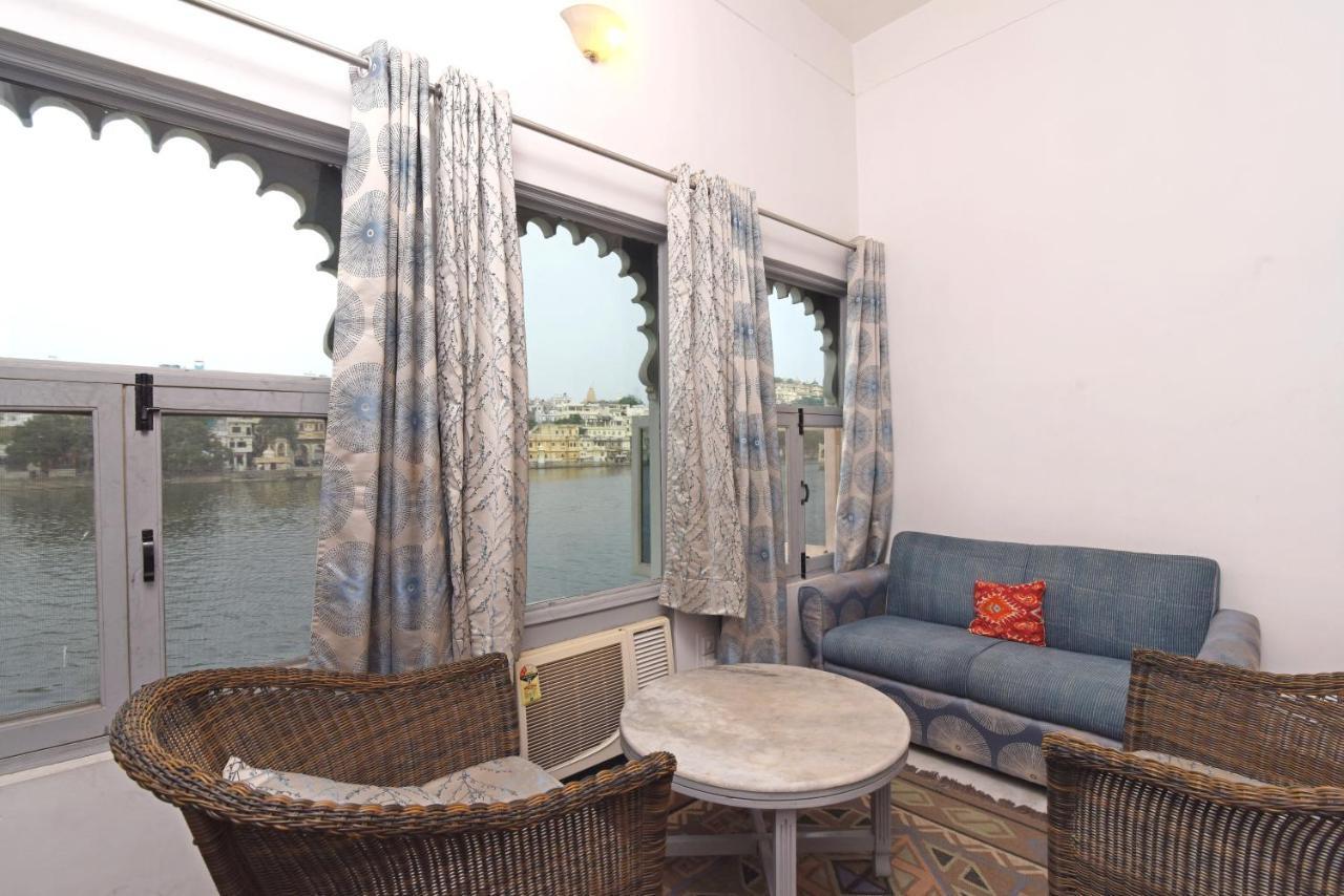 אודייפור Sarovar - Lake Facing Boutique Hotel On Lake Pichola מראה חיצוני תמונה