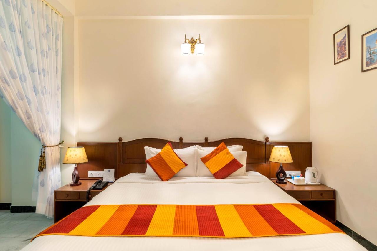 אודייפור Sarovar - Lake Facing Boutique Hotel On Lake Pichola מראה חיצוני תמונה