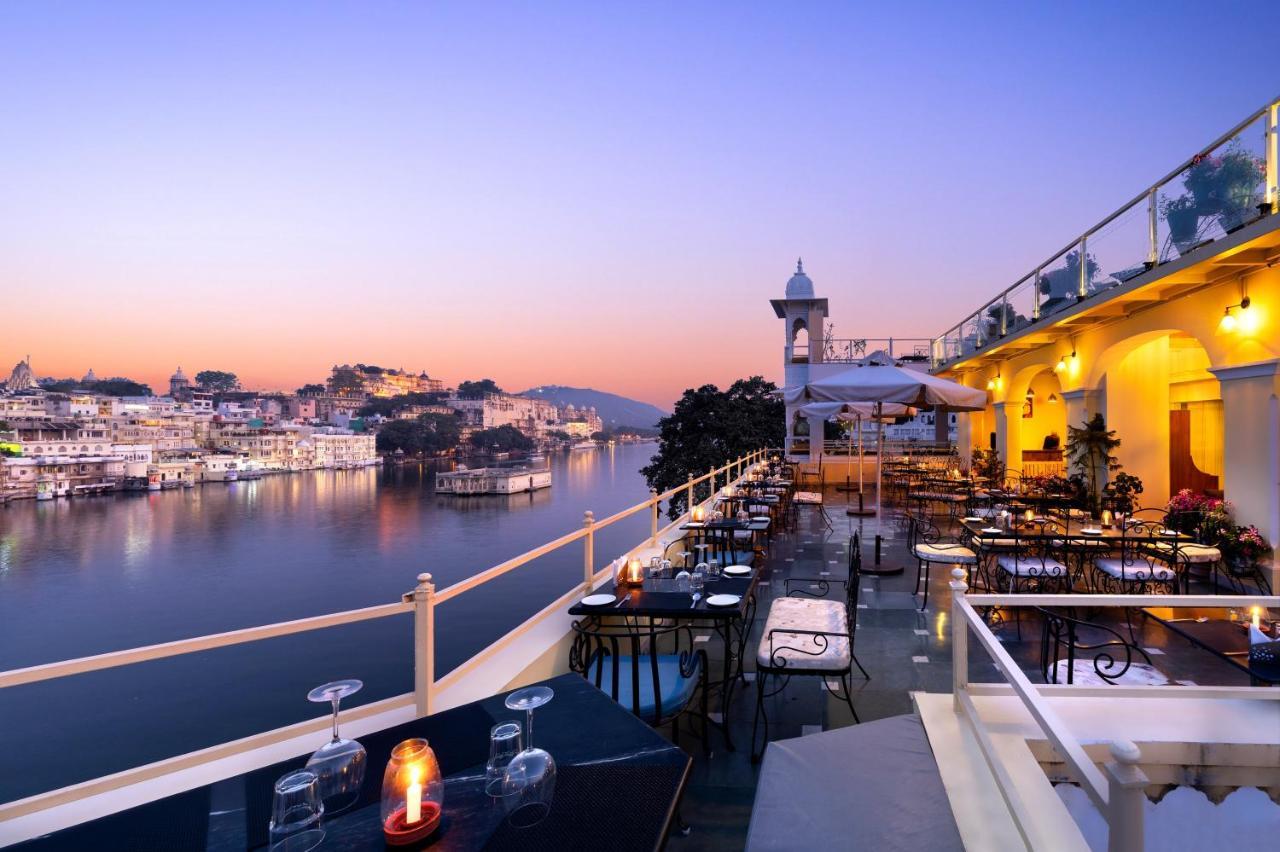אודייפור Sarovar - Lake Facing Boutique Hotel On Lake Pichola מראה חיצוני תמונה